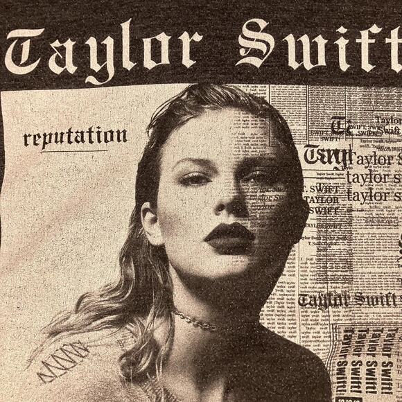 Taylor Swift Shirt Mens Medium Gray Reputation Stadium Tour Concert Tee 2018 - Picture 4 of 12